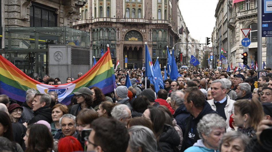 Ue, valuteremo mosse Budapest, sosteniamo comunit&agrave; Lgbtq+