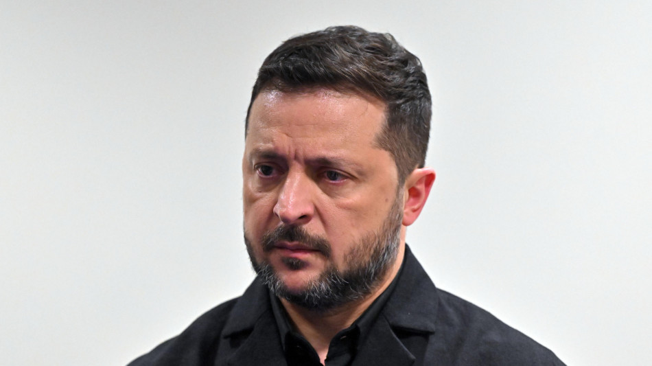 Zelensky, 'revoca delle sanzioni &egrave; debolezza, Putin ripagher&agrave; diesel con terrore'