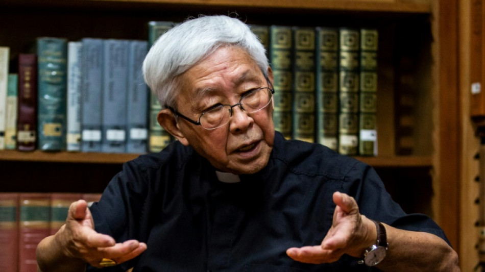 Fugaz detenci&oacute;n en Hong Kong de cardenal cr&iacute;tico, liberado horas despu&eacute;s bajo fianza