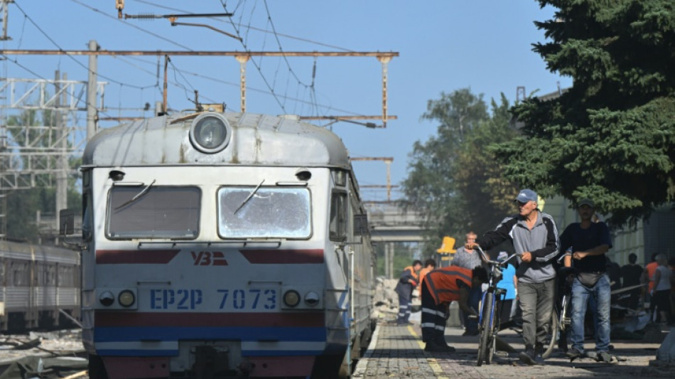 Tres muertos en ataques rusos en el noreste de Ucrania