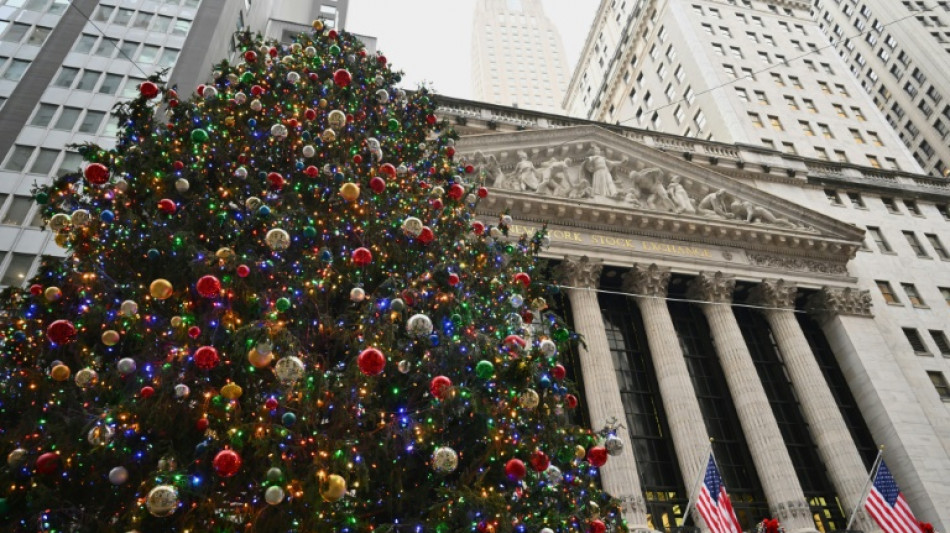 Wall Street cible une huiti&egrave;me semaine positive avant No&euml;l