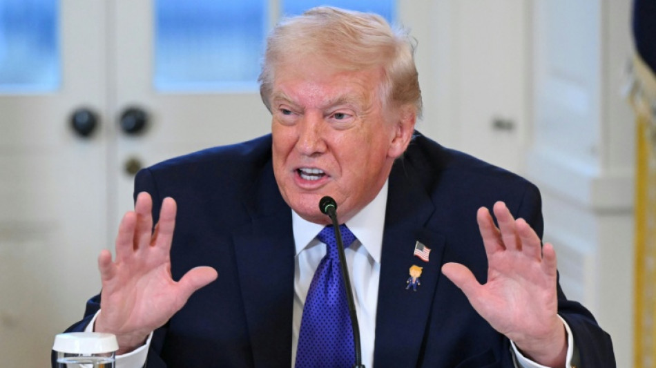 Trump decreta prote&ccedil;&atilde;o de receitas do petr&oacute;leo da Venezuela