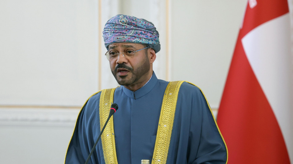 Ministro omanita dopo l'incontro con Vance, 'pace &egrave; a portata di mano'