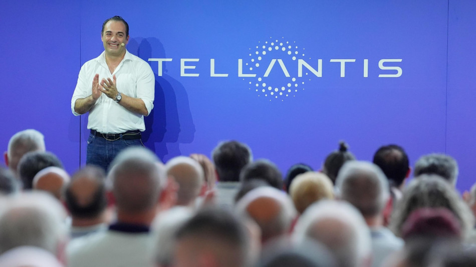 Stellantis, da Fitch outlook da stabile a negativo