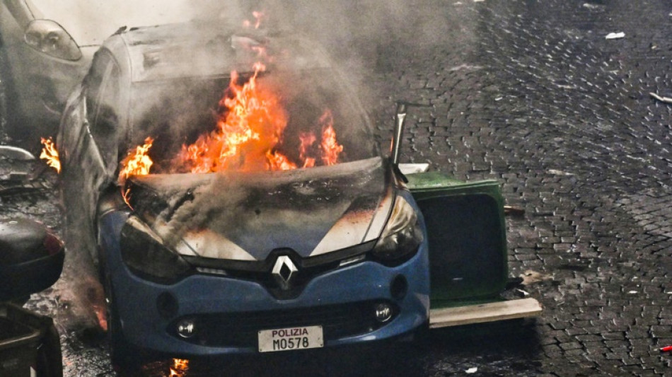 Naples fan violence 'hurts football', says Frankfurt spokesman