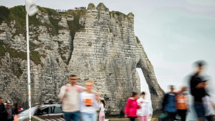 A &Eacute;tretat, le surtourisme devient un casse-t&ecirc;te pour les habitants