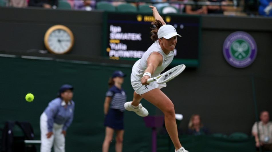 Wimbledon: d&eacute;j&agrave; la fin pour Swiatek, Zverev en 8e sans forcer