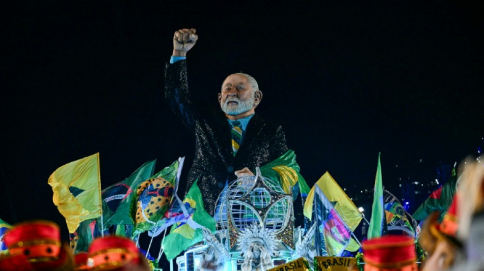 Homenagem a Lula abre Carnaval do Rio em meio a cr&iacute;ticas