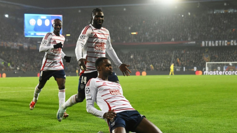 C1: Brest taille patron &agrave; Prague