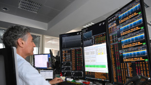 Borsa: Milano -0,2% con le banche che girano in positivo