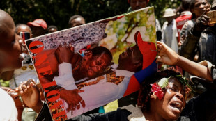 Kenyans swarm home of fallen 'hero' Raila Odinga