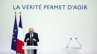 Dette: Bayrou diagnostique une "situation intolérable", sans s'avancer sur les solutions