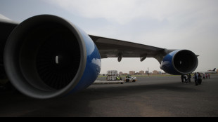 Sudan, esercito riconquista l'aeroporto di Khartoum