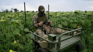 Sous un ciel parsemé de drones, des robots pour aider les médecins militaires ukrainiens