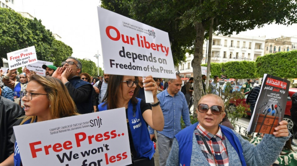 Tunisie: des journalistes d&eacute;plorent un "recul important" des libert&eacute;s 