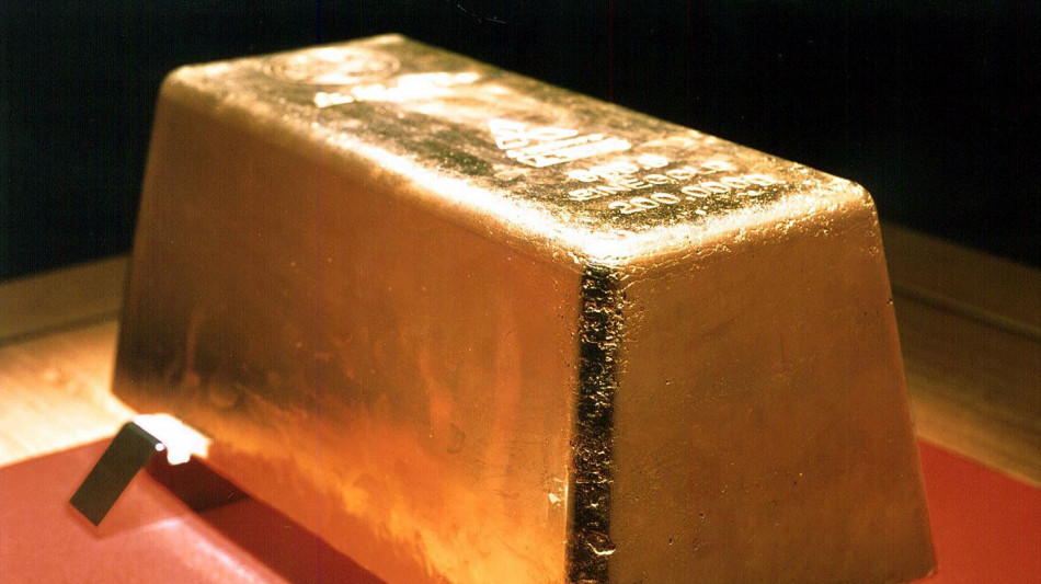 ++ L'oro torna sopra i 4.000 dollari, verso nuovi record ++