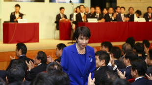 Takaichi se impone como líder de su partido y se perfila como primera jefa del Gobierno en Japón