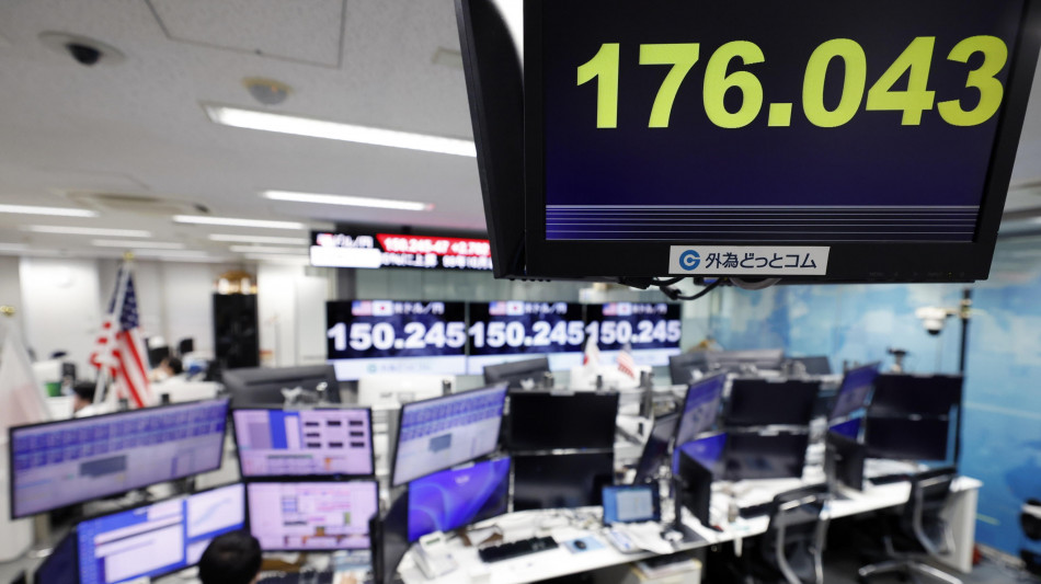 Borsa: Tokyo, apertura in ribasso (-0,32%)