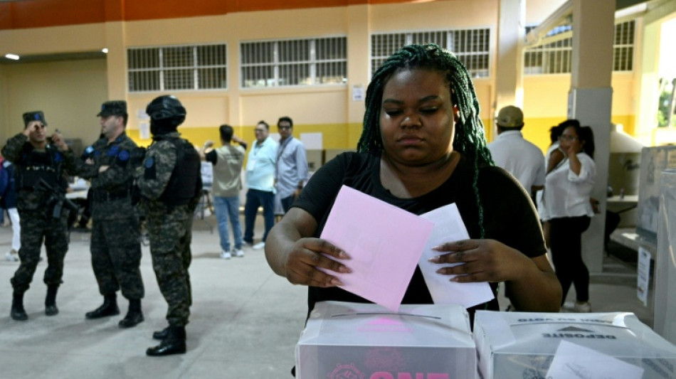 Chatbots de IA pueden influir en los votantes, seg&uacute;n dos estudios