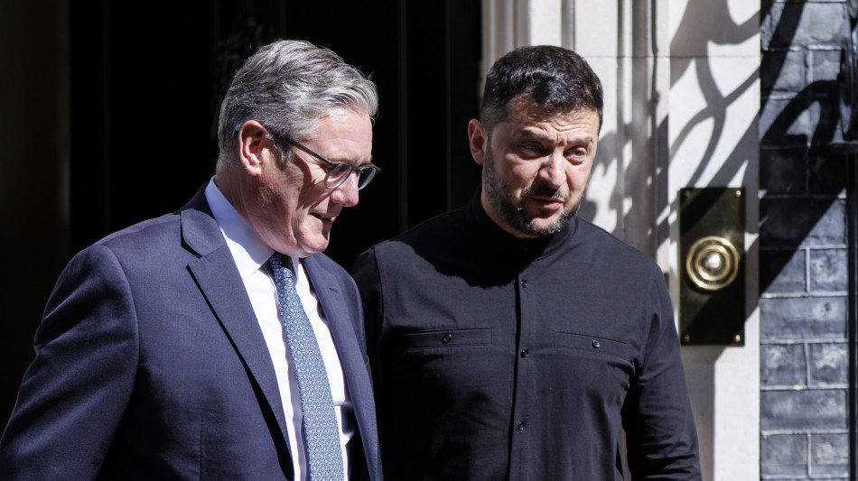 Starmer, guerra in Ucraina deve finire ma con pace giusta