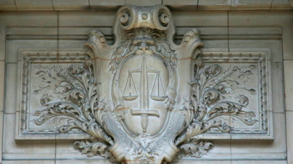 Sha&iuml;na, poignard&eacute;e et br&ucirc;l&eacute; vive &agrave; 15 ans: le proc&egrave;s de son ex-petit ami s'ouvre lundi