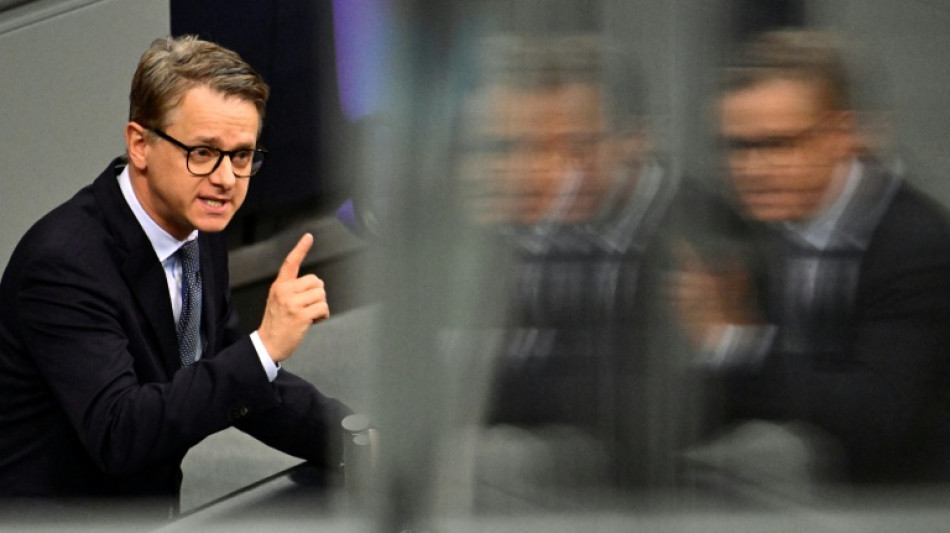 Linnemann fordert schnelle Aburteilung von Silvester-Straft&auml;tern