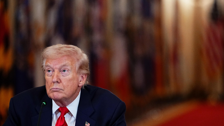 Trump, 'con Putin parlato di Ucraina, vuole essere d'aiuto in Medio Oriente'