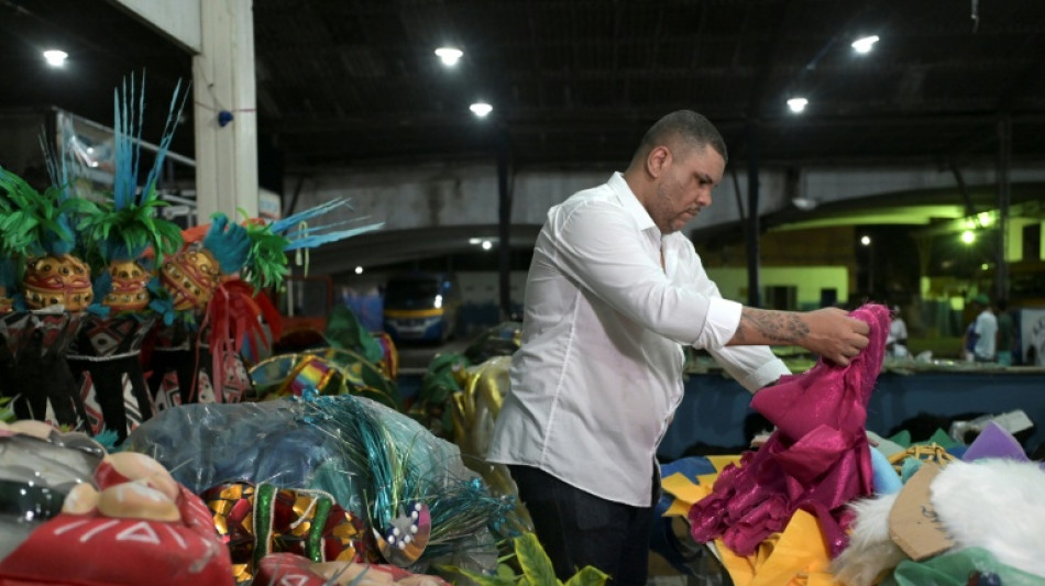 So&ntilde;ar con la gloria del Carnaval de Rio, lejos de los desfiles para la &eacute;lite