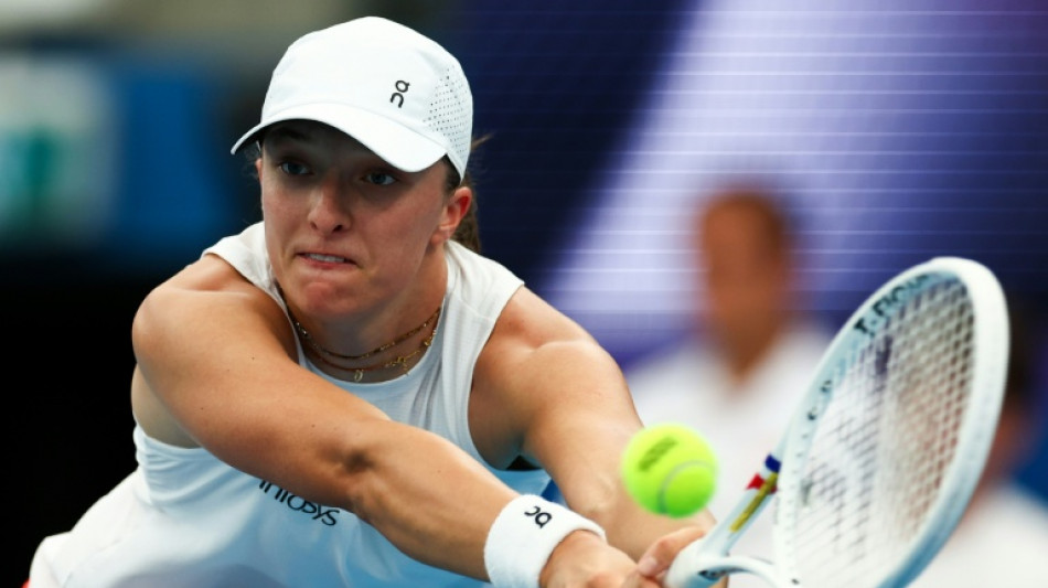 Swiatek, Gauff ease to United Cup victories