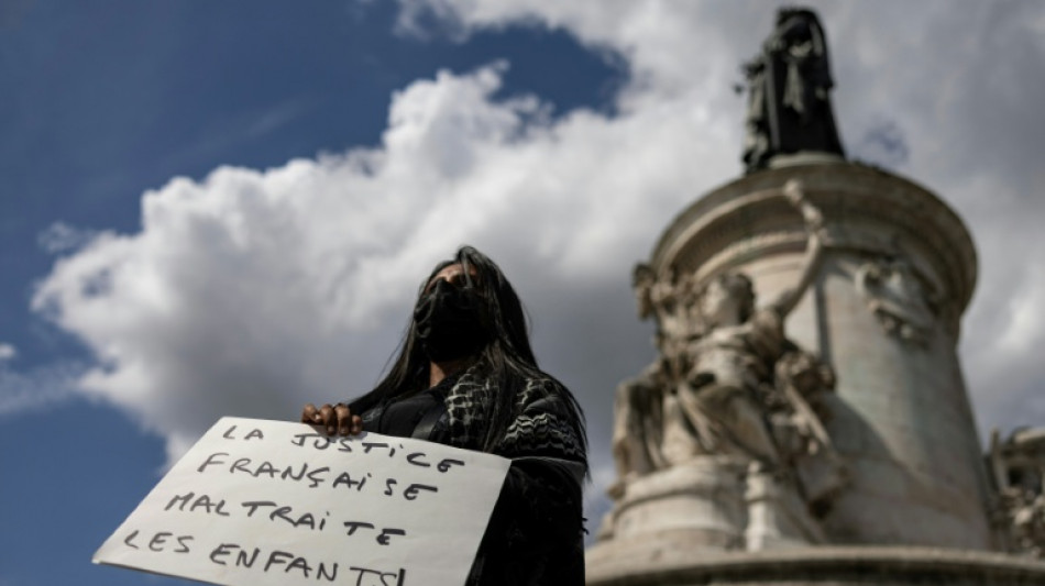 Des mères demandent à la justice de protéger leurs enfants de l'inceste