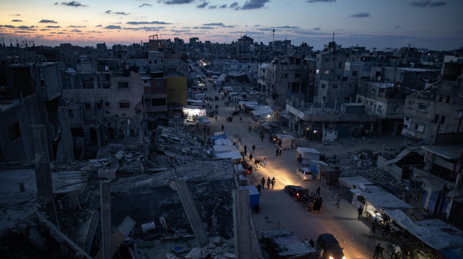 Dieci persone uccise da attacchi dell'Idf, anche 4 bambini