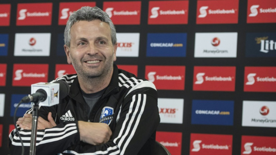 Chicago upset St.Louis in Klopas return