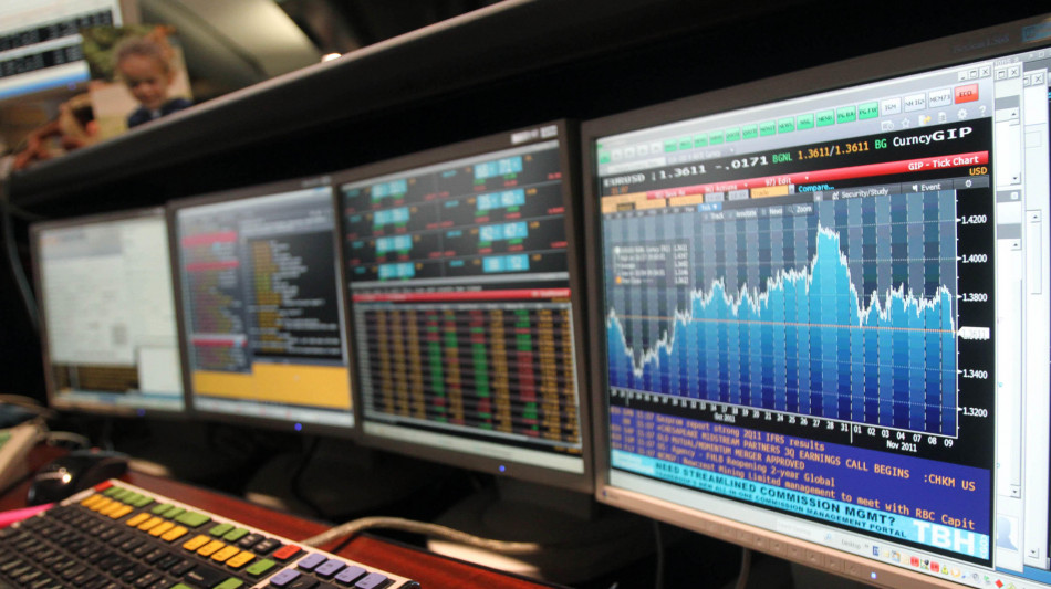 Lo spread Btp Bund chiude in leggero aumento a 110,8 punti