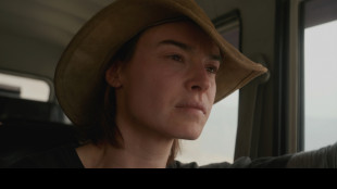 Smutniak, 'in Mustang l'on the road della mia vita, tra speranza e manuale di felicit&agrave;'