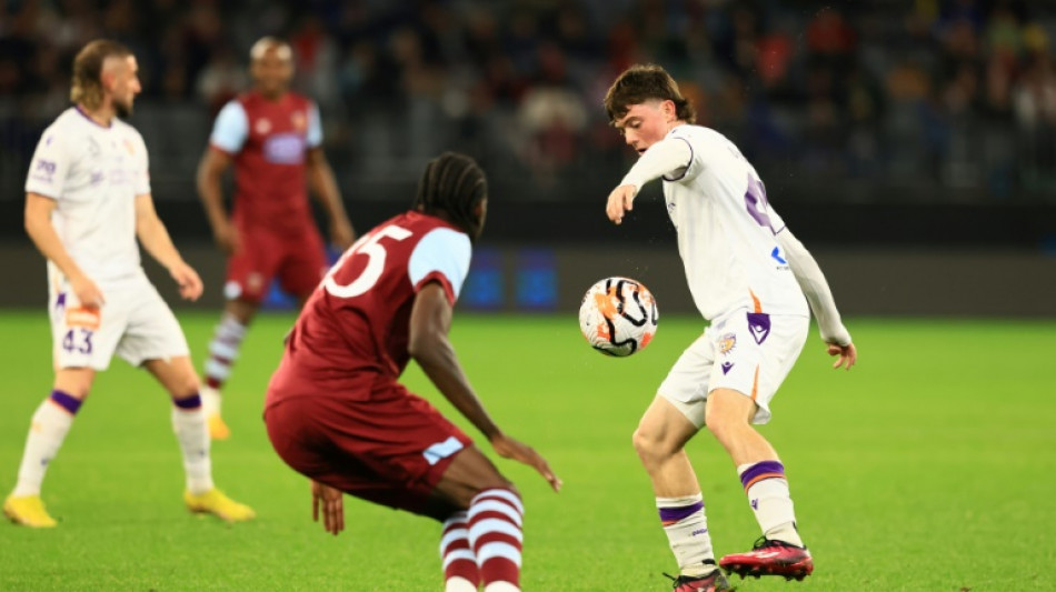 Australian A-League club Perth Glory goes into receivership 