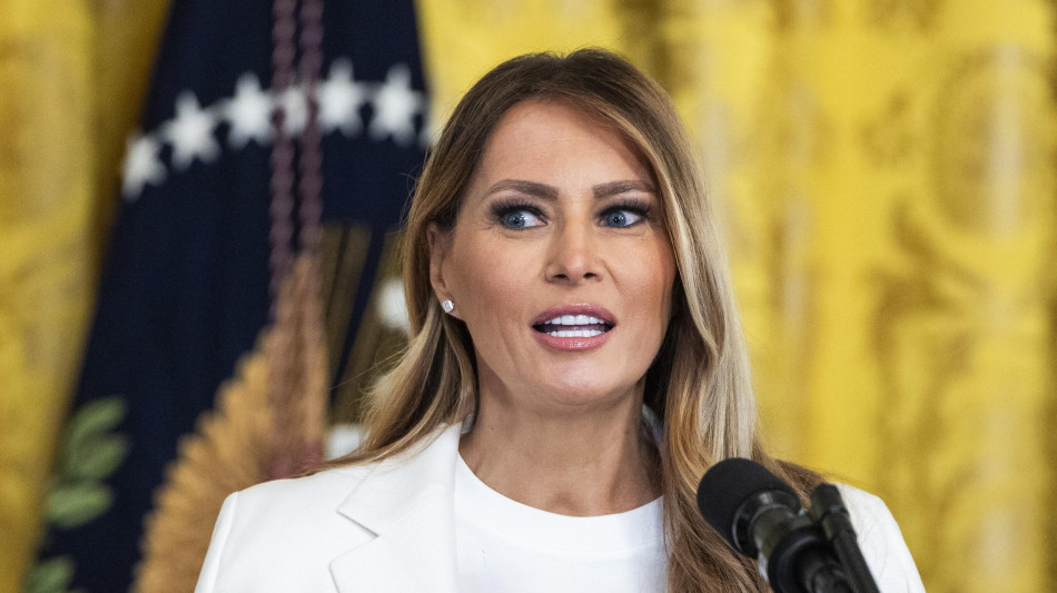 Melania a Putin, '&egrave; tempo di proteggere le generazioni future'