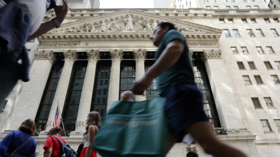 Wall Street en ordre dispers&eacute;, la tension sur les taux obligataires se poursuit