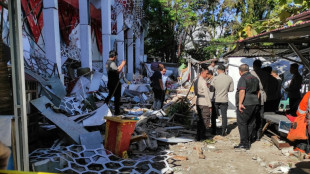 Un muerto por fuerte terremoto en el este de Indonesia