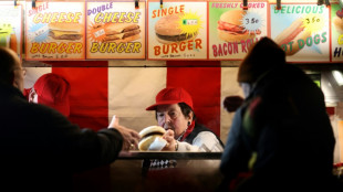 Deutsche sehen in ungesunder Ern&auml;hrungsweise das gr&ouml;&szlig;te Gesundheitsrisiko