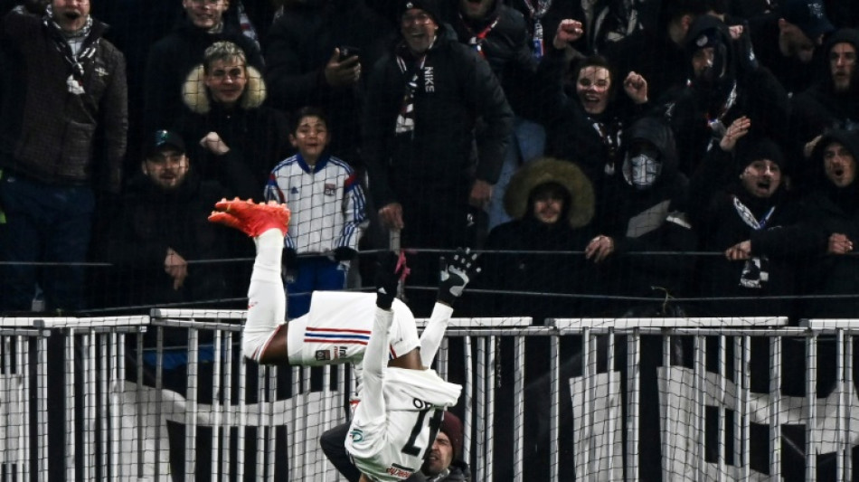 Coupe de France: d&eacute;cim&eacute;, Lyon rejoint le dernier carr&eacute; 
