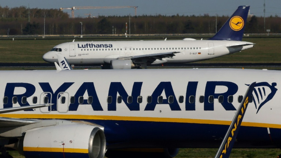 Ryanair mit Gewinneinbu&szlig;en: Sinkende Ticketpreise gleichen st&auml;rkere Nachfrage aus