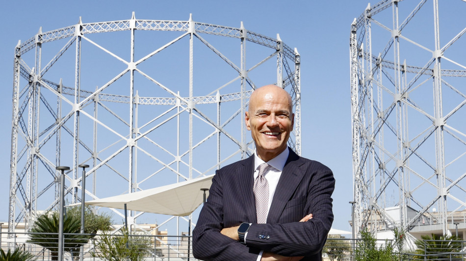 Descalzi (Eni), consolidare Enilive e Plenitude, poi quotazione