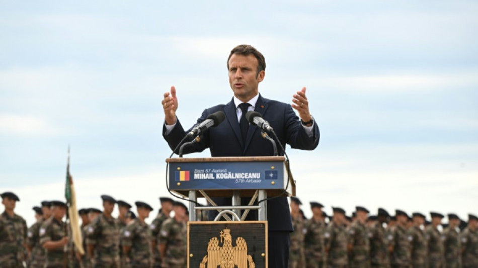 En Roumanie et en Moldavie, Macron aupr&egrave;s de l'Ukraine