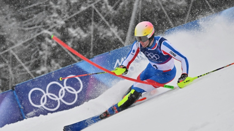 JO: No&euml;l d&eacute;j&agrave; loin en slalom