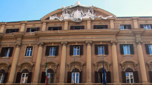Lo spread tra Btp e Bund chiude a 98,6 punti