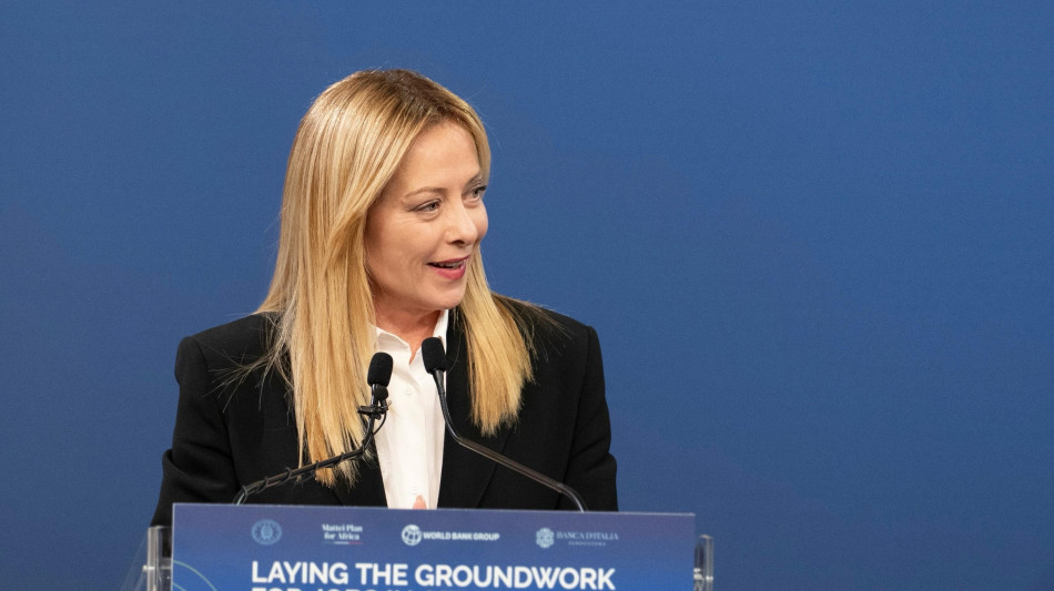 Meloni, nessuna richiesta sulle basi, non siamo in guerra e non ci entriamo