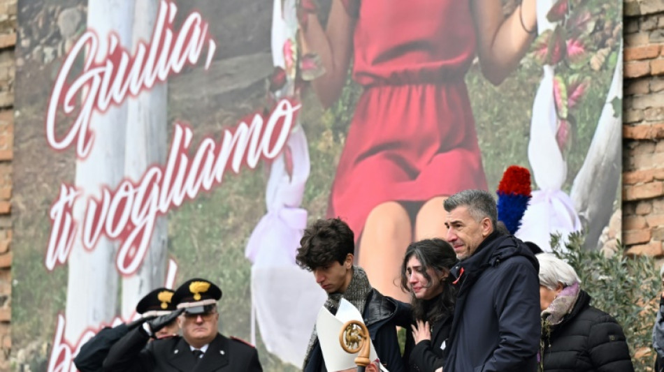 Une Italie sous le choc des f&eacute;minicides rend un dernier hommage &agrave; Giulia Cecchettin