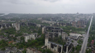Dans Marioupol, la vie en ruine des rescap&eacute;s