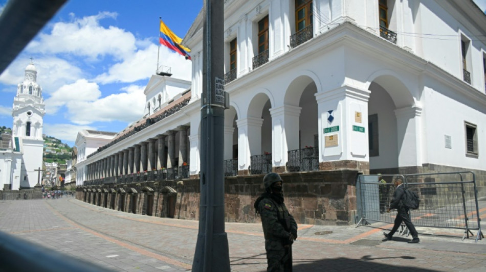 Equador est&aacute; aberto a resolver diferen&ccedil;as com M&eacute;xico ap&oacute;s invas&atilde;o de embaixada