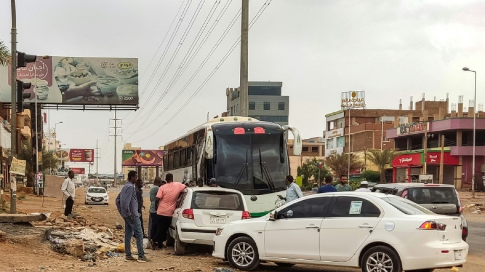 Frankreich hat 538 Menschen aus dem Sudan ausgeflogen